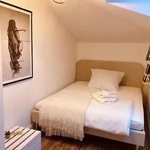 Bali Stylische Mit Terrasse Apartment
